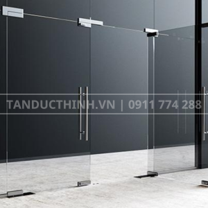 Cửa kính bản lề sàn